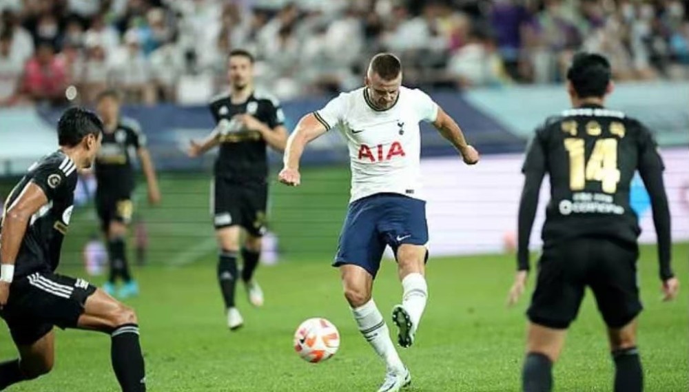  热刺孙兴慜梅开二度，主场完胜维拉重返积分榜前三